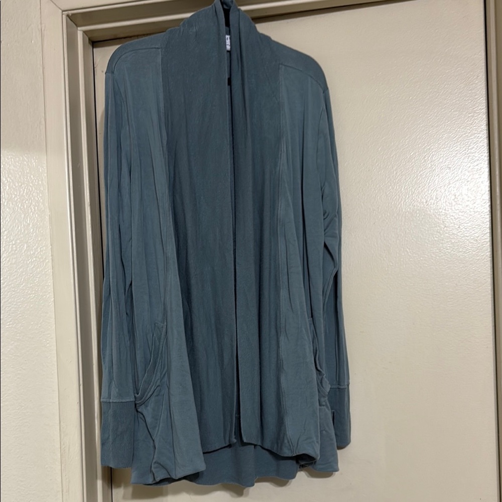 Athleta soft Cardigan
